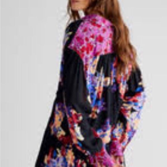 New Free People Brunch a Bunch Floral Hold combo
swing tunic size XS
NWOT - Picture 9 of 11